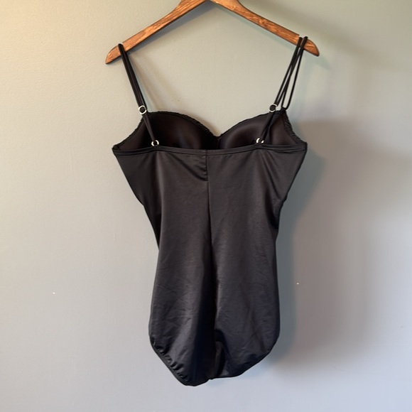 MAGICSUIT Rialto One Piece Ruched Black Swimsuit 14DD - Picture 7 of 13